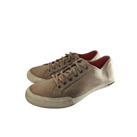 Tan Canvas seaVees sneakers sz 9 - Picture 1 of 7